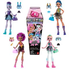 Monster High Buried Secrets Surprise Dolls with Courtside Fang-Out Theme (Characters…