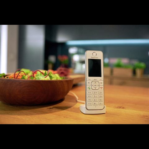 AVM Fon FRITZ! C6 DECT телефон Идентификация абонента (Caller ID) Белый