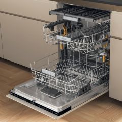 Whirlpool W7I HF60 TUS; W7I HF60 TUS Полностью встраиваемый 15 мест