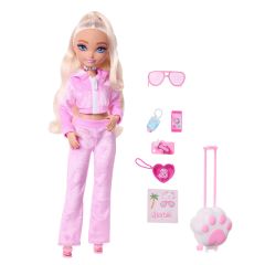 Mattel Barbie Dream Besties Weekend Getaway Malibu Fashion Doll with 7 Travel T…